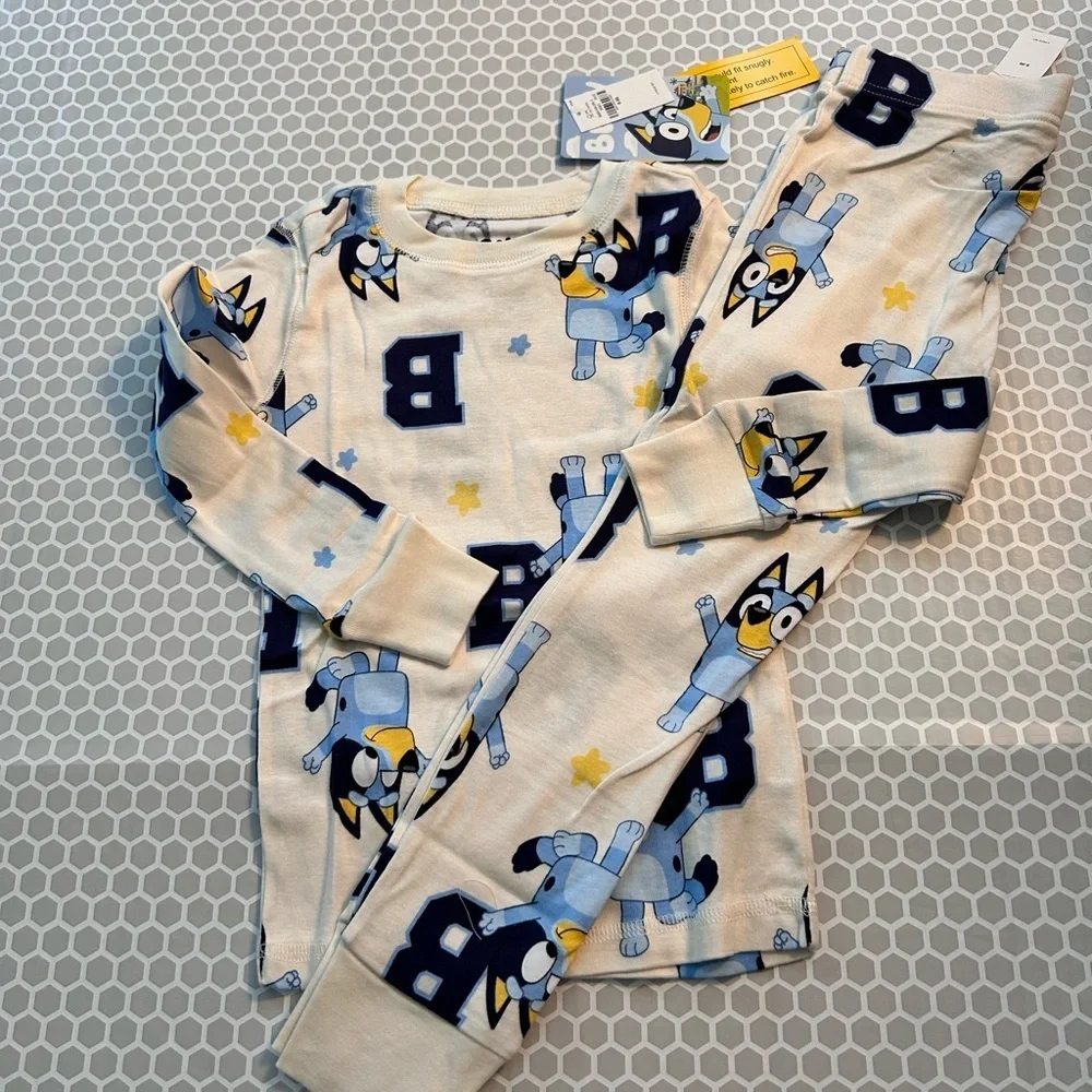 NWT Old Navy Bluey Kids Pajama Set - White, Blue & Yellow Bluey Print. Size SP 6